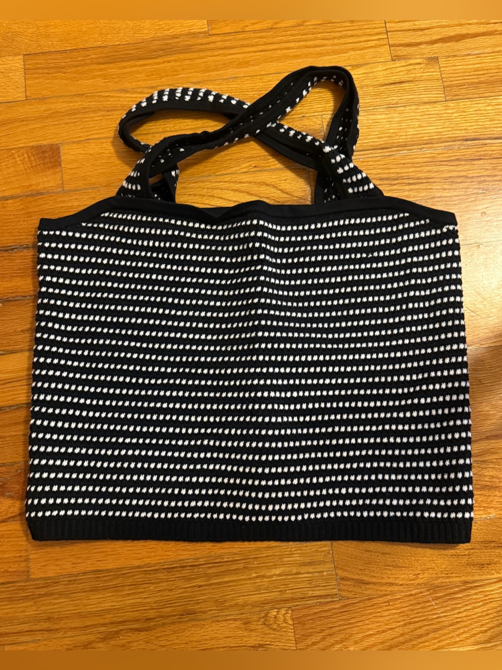 ANN TAYLOR Women's Black & White Knit Criss Cross Halter Top Size XL
